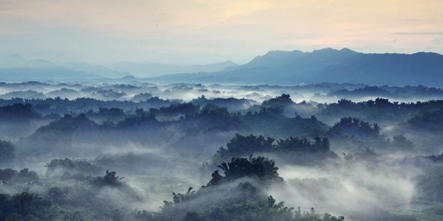 photodune-1109750-beautiful-fog-with-mountains-m SMALLER